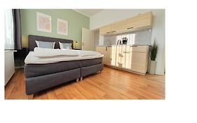 Good Stay Aparthotel Mit Kostenlosen Parkplaetzen